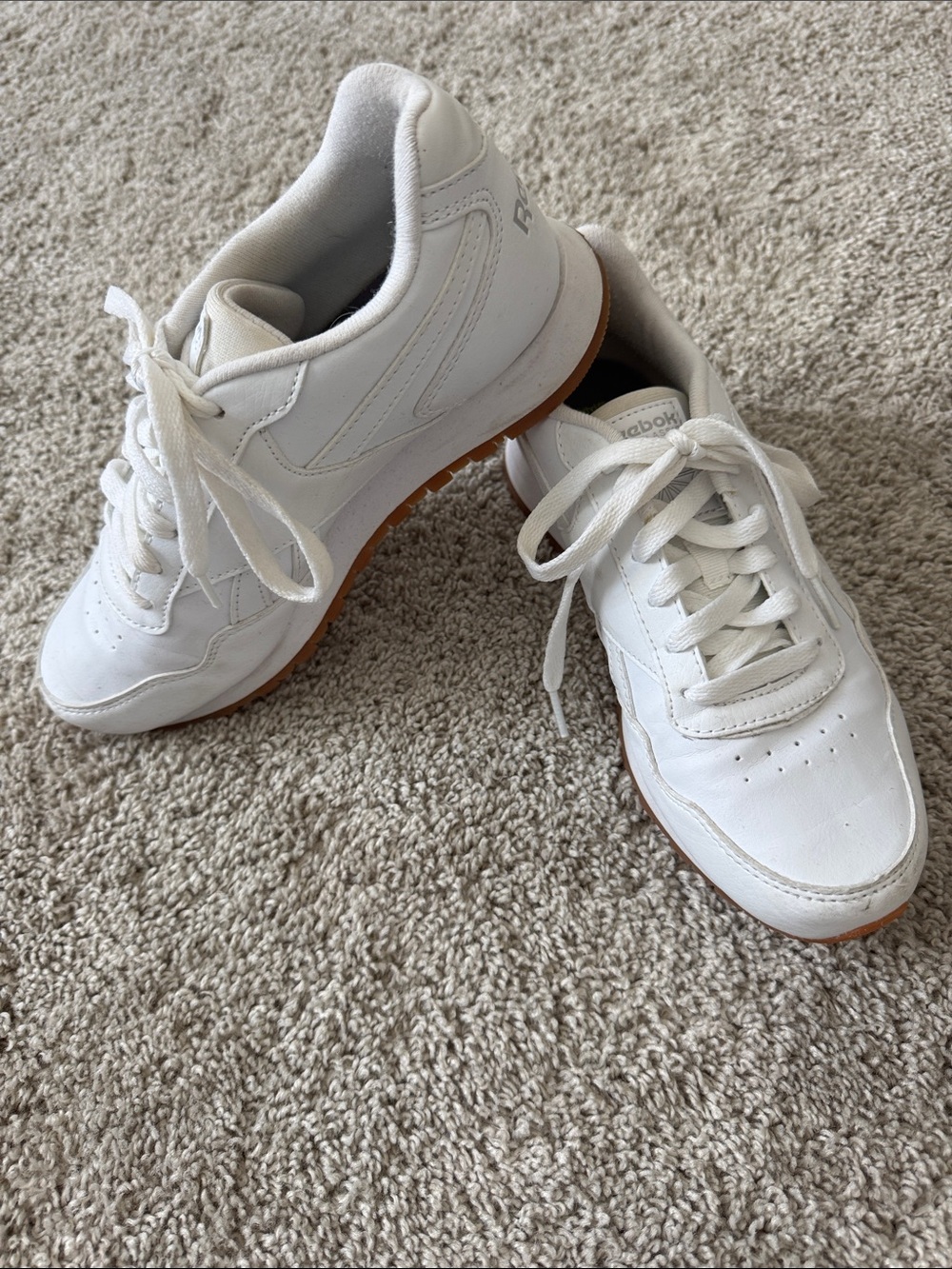 Reebok White Athletic Sneakers with Gum Sole
